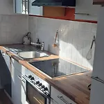 Apartamento Charming Near