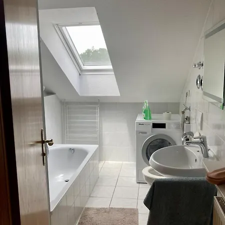Apartment Charming Near Utting am Ammersee